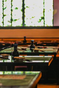 Banner mostrando mesas do restaurante Kandoo